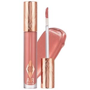 Charlotte Tilbury
 
Airbrush Flawless Matte Lip Blur Liquid Lipstick